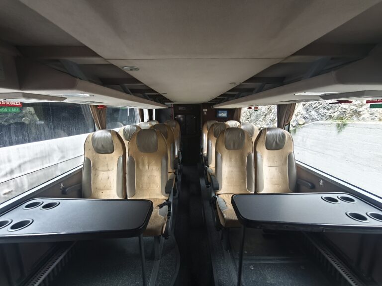 vanhool3